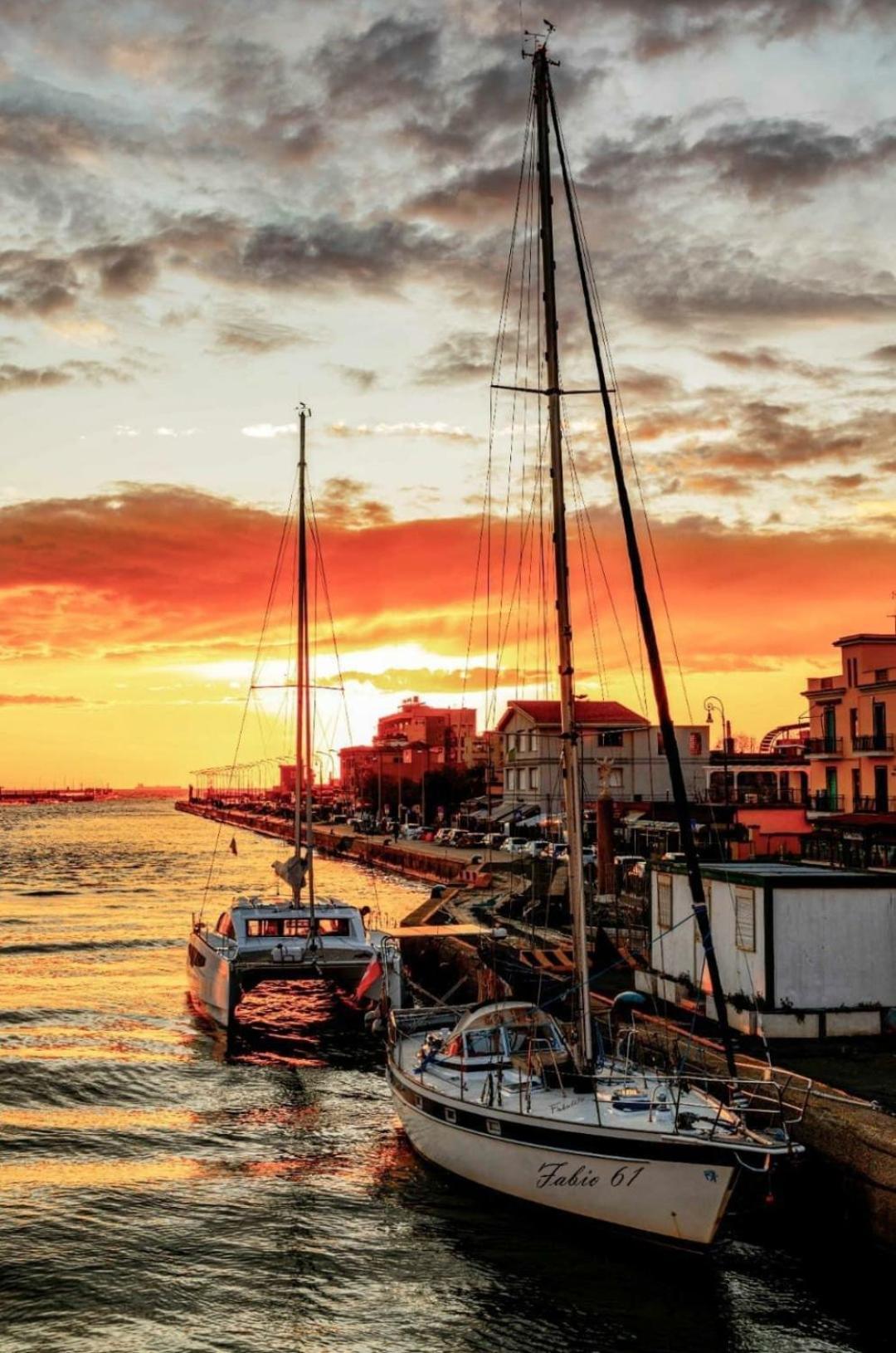 Sunset Beach Fiumicino Exterior photo